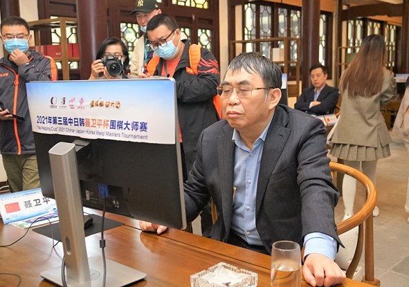 聂旋风遭宇宙流逆转 聂卫平杯中国1比4<a href=