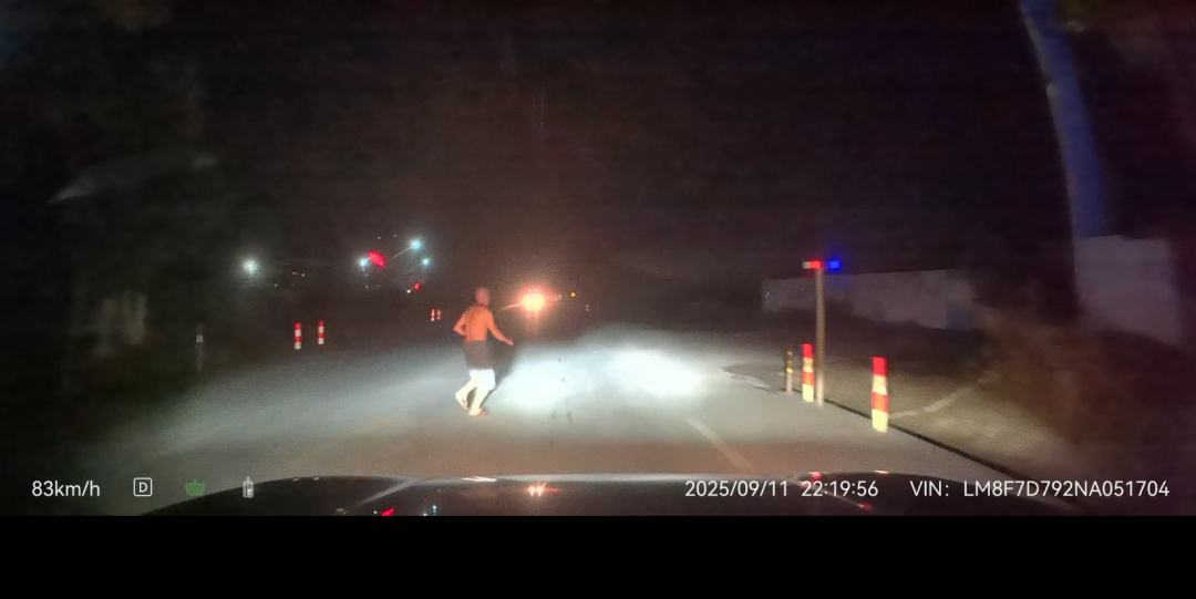 广西男子横穿马路遭二次碾压身亡，自行承担 48% 责任。