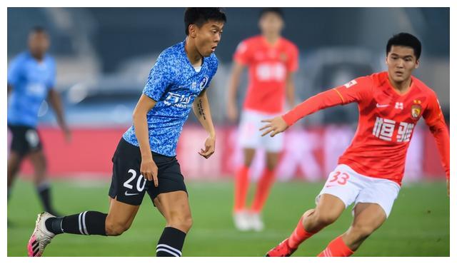 那就是恒大希望恒大足球学校的学员们,可以将李星贤当作超越目标,未来