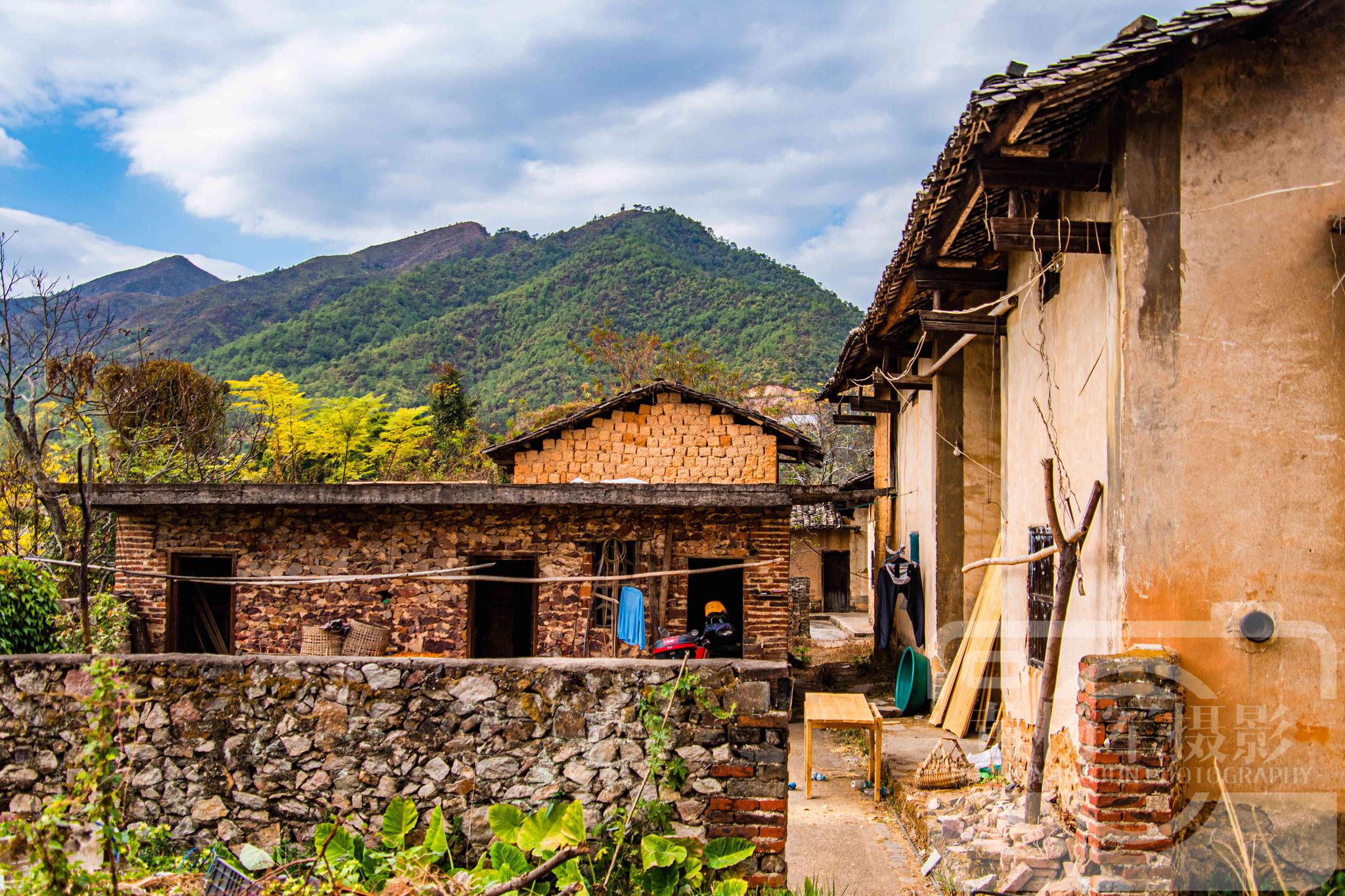 赣州于都县寒信村的老屋,故乡的原风景很亲切,赣南人熟悉的景色_高清
