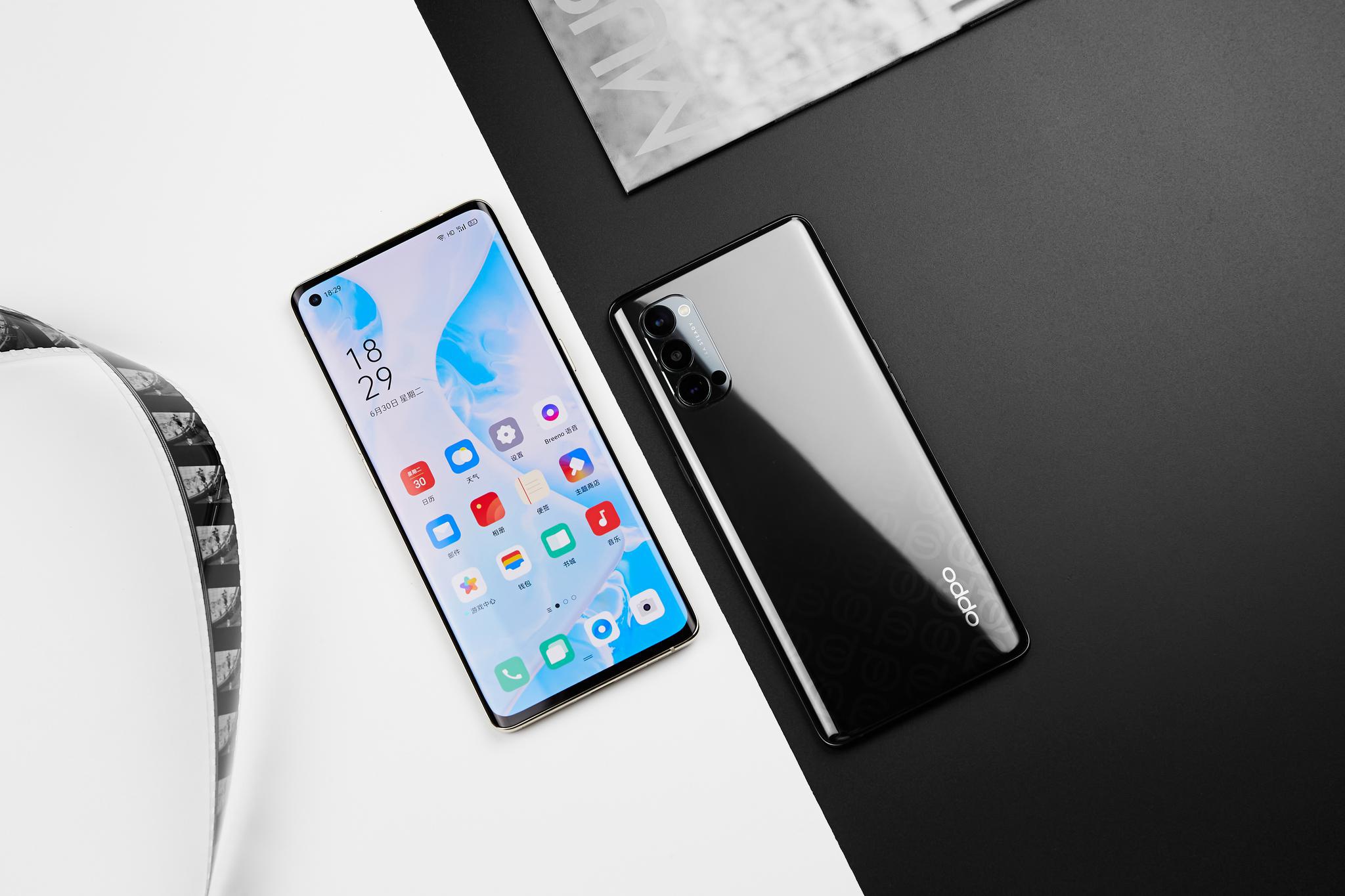 谁说黑白配太普通opporeno4pro真机图赏这颜值情侣机首选