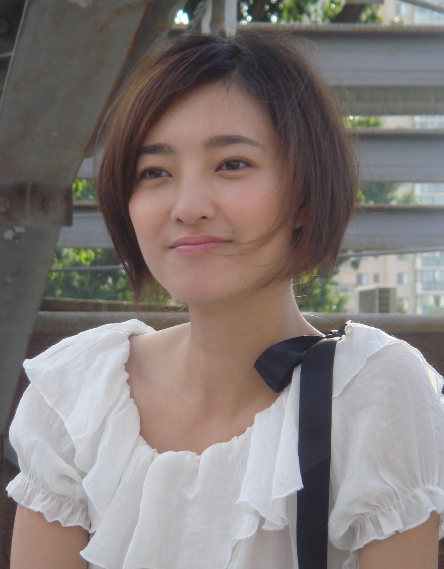 王丽坤生活照,真不愧是素颜女神_高清图集_新浪网