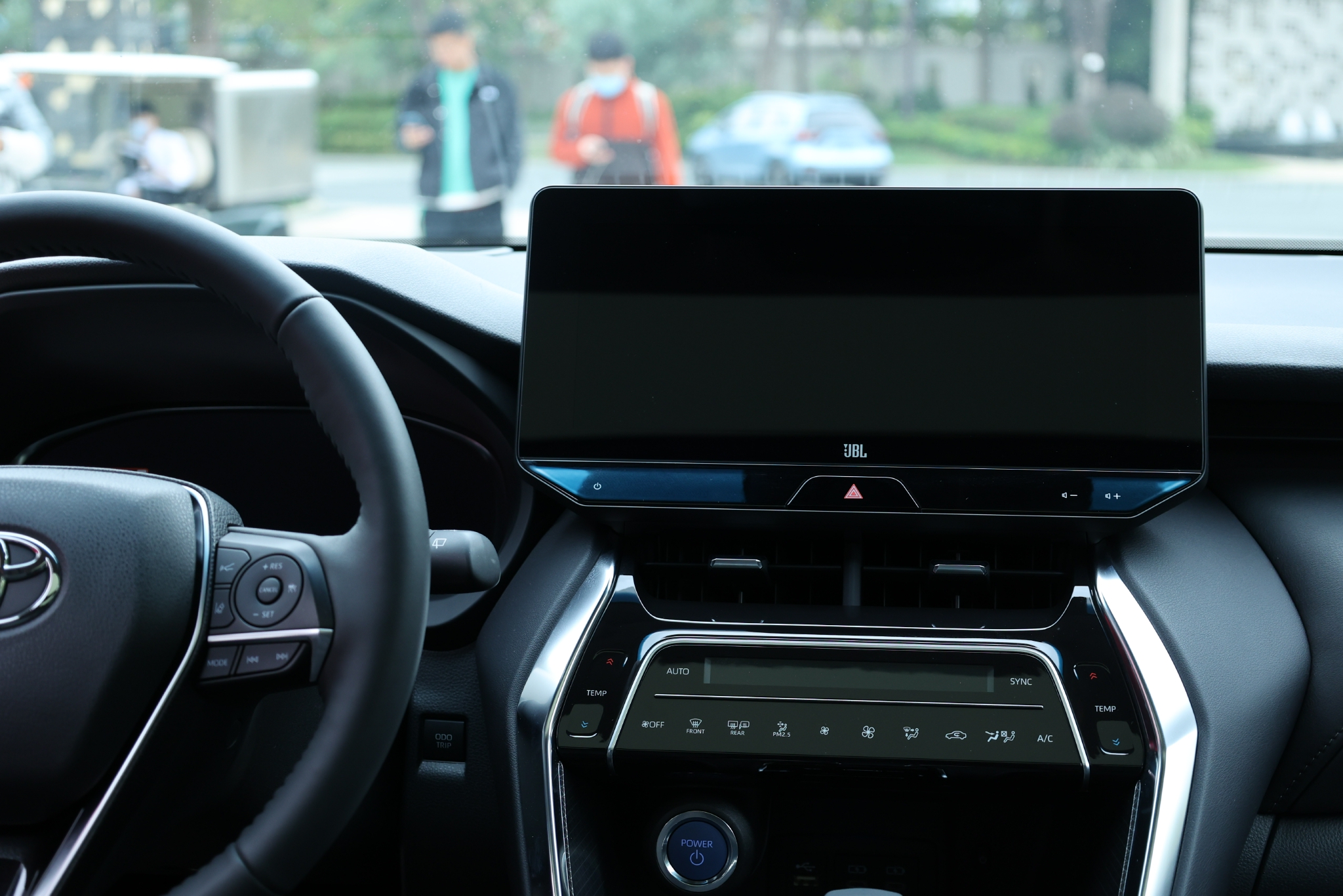 探岳对比威飒！都是20万级的中型SUV，德日系谁更值得选？