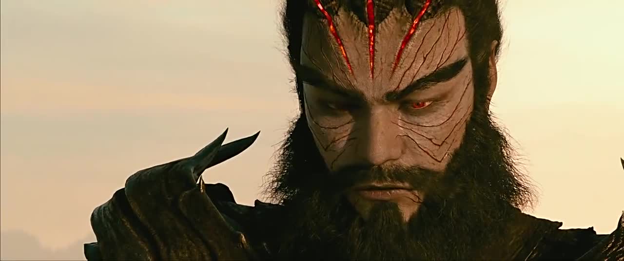 钟馗伏魔:脊骨连根拔起,竟变成一把剑,拔剑的钟馗不要太帅