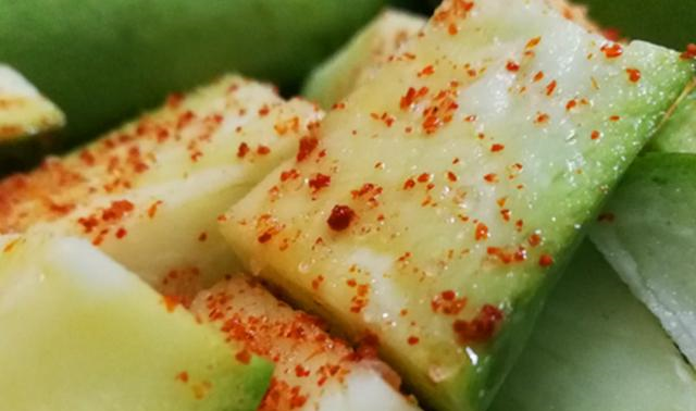 云南人吃芒果为啥要蘸辣椒？网友：别说了，我现在就要去买芒果休闲区蓝鸢梦想 - Www.slyday.coM