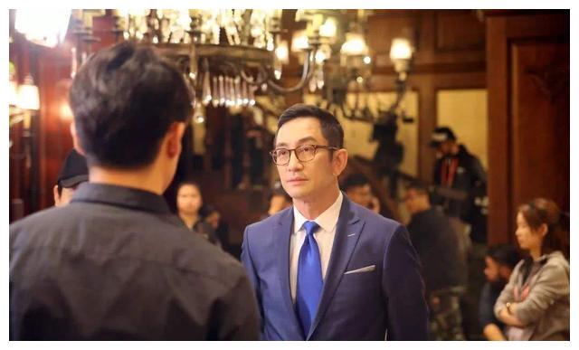 吴启华在无线节目《tigers talk》一次采访中吐槽"从吴启华的发文