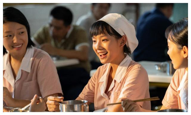 不得不佩服导演在选角上的用心,如果这个人物由闫妮的女儿邹元清来