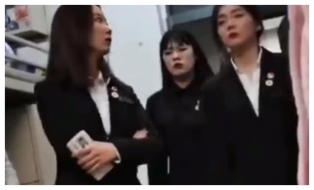 学生会干部查寝摆官威,网络炒成一锅粥,黑龙江职校的回应更扎心休闲区蓝鸢梦想 - Www.slyday.coM 学生会干部查寝摆官威,网络炒成一锅粥,黑龙江职校的回应更扎心休闲区蓝鸢梦想 - Www.slyday.coM