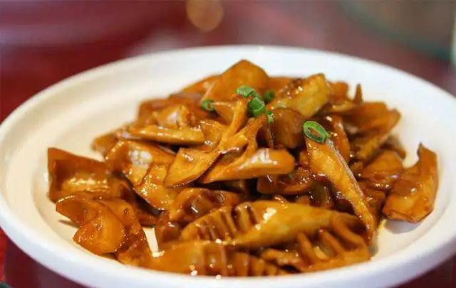 惊蛰食谱-油焖竹笋