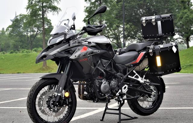 隆鑫无极650ds,算是国产最强adv吗?