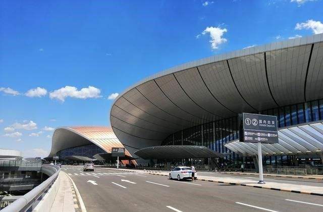 北京大兴机场停车费一天一宿多少钱机场附近有便宜的停车场吗