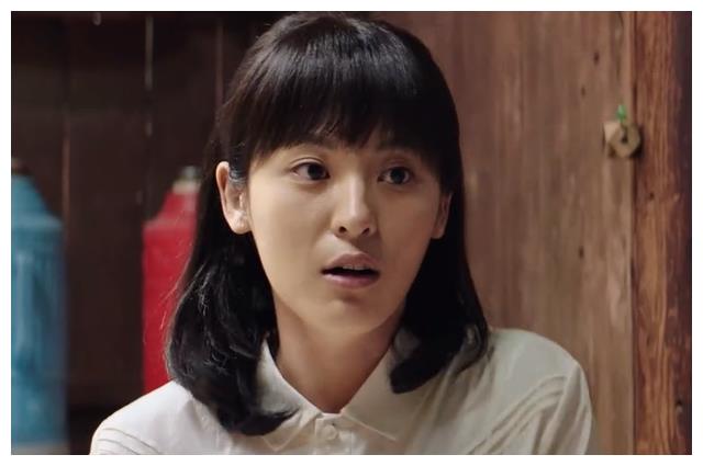 金晨没参演《大江大河2》,在《大江大河2》中饰演女主角梁思申的是杨
