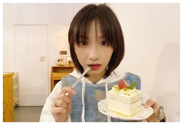她曾是快女全国四强,出道9年一直不红,如今28岁很美却还单身|苏妙玲