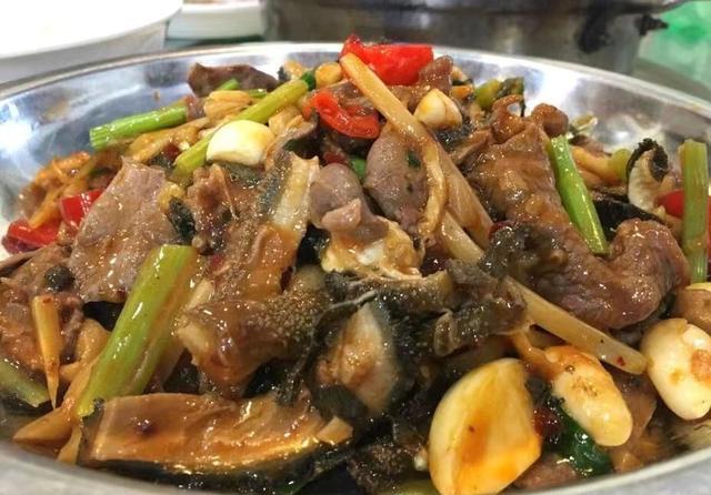 老友牛杂炒得有点过火了,嚼不动的感觉.