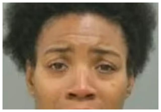 母亲丢失储蓄卡后,迁怒于12岁儿子,对其连开两枪,结局悲惨休闲区蓝鸢梦想 - Www.slyday.coM 母亲丢失储蓄卡后,迁怒于12岁儿子,对其连开两枪,结局悲惨休闲区蓝鸢梦想 - Www.slyday.coM