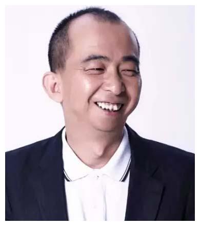 中国丑男排行榜_中国最丑男星之一,当了26年配角成为导演,娶娇妻幸福美满