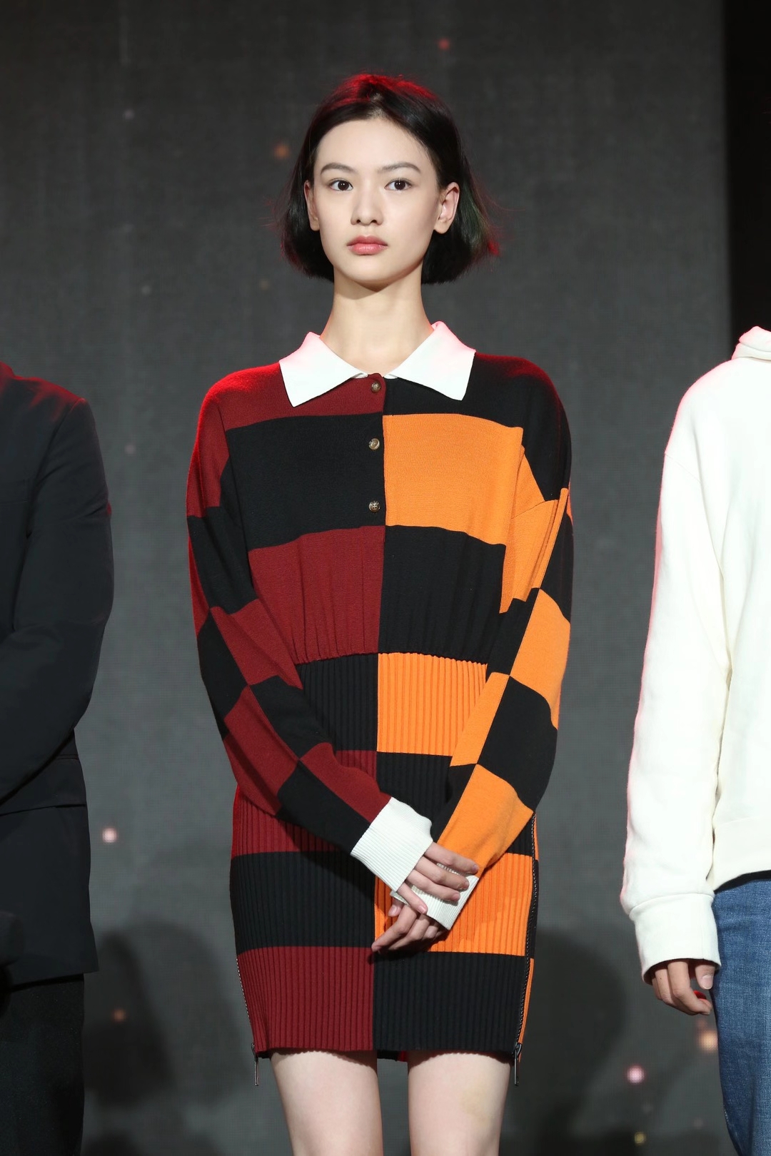 金刚川首映邱天向抗战英雄致敬