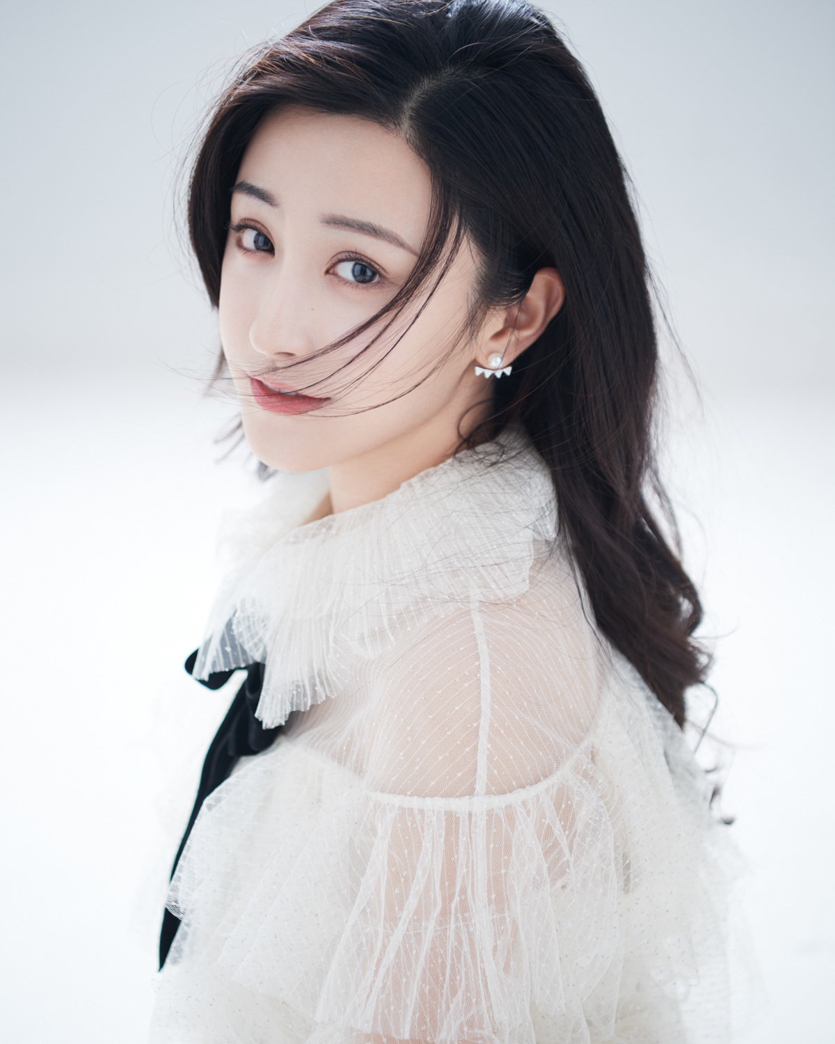 朱圣祎《哪吒降妖记》热播 祖安精灵为爱绝地反击