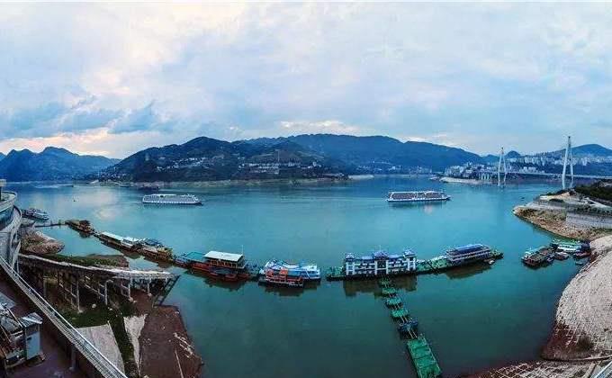 湖北恩施人口有多少_湖北13市人口大洗牌:武汉全面领先,恩施反超十堰,襄阳跻