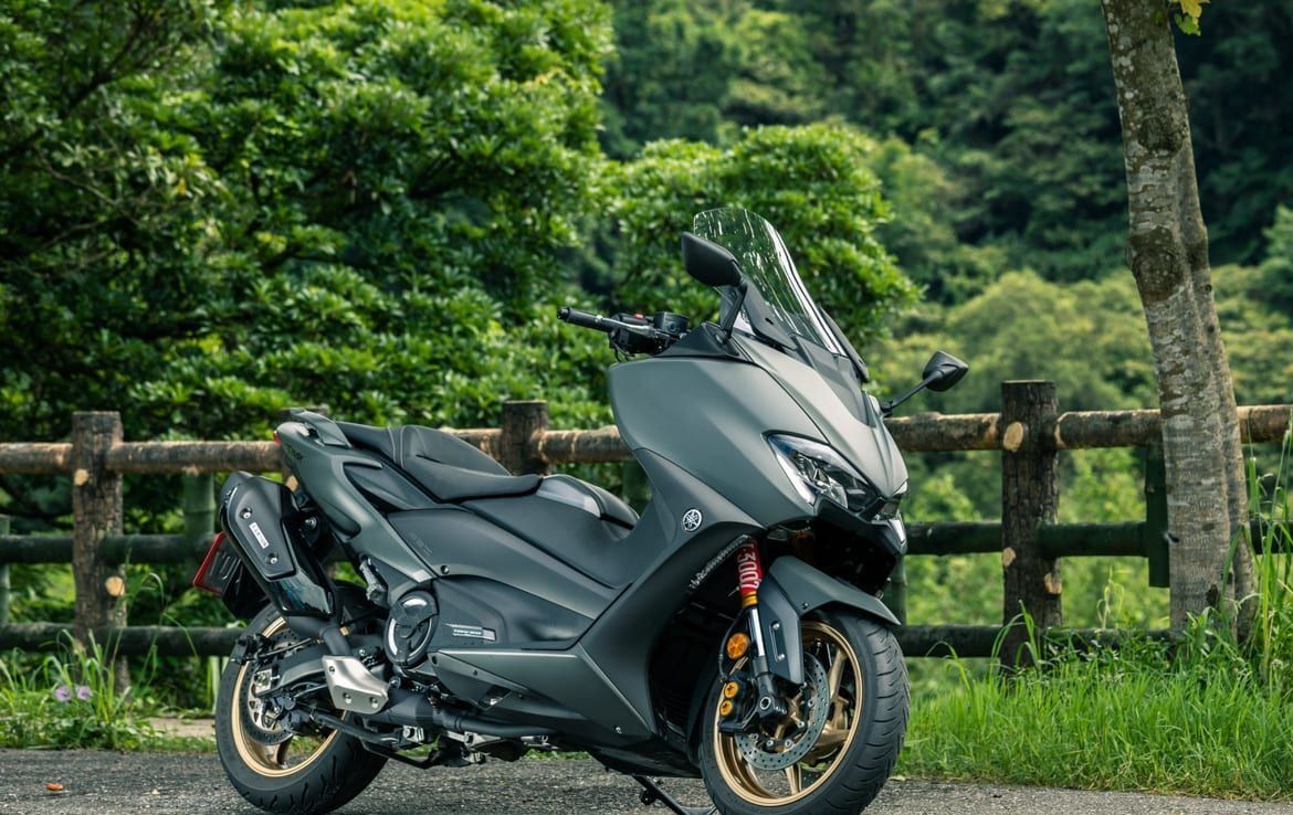 三轮tmax即将登场? 2022雅马哈tmax改款细节剖析