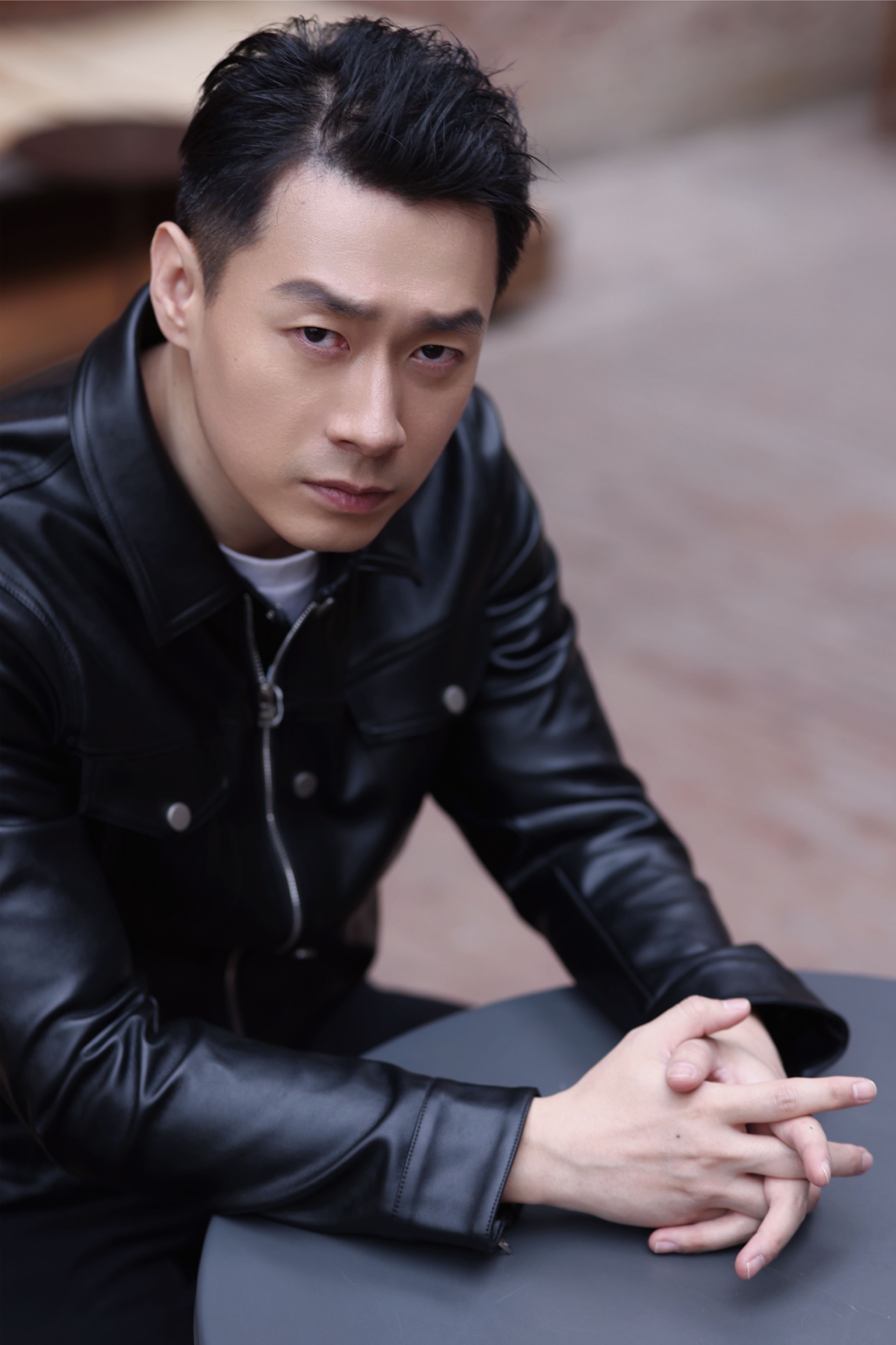 于清斌雅痞写真曝光全黑皮衣造型酷帅有型