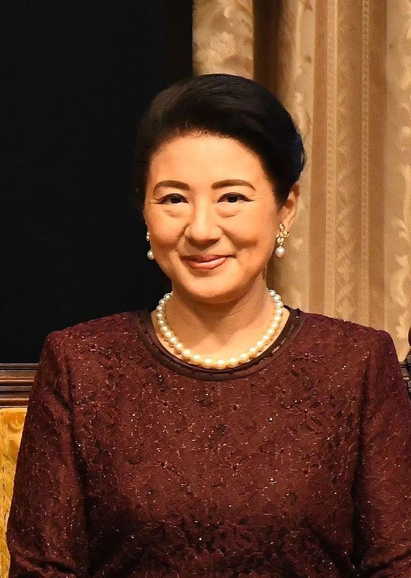 日本皇室的后妃制度和她们的现代角色|明治|天皇|大宝律令_新浪新闻