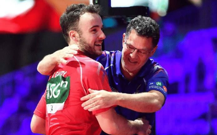 "昕"惊肉跳,许昕4-3战胜西蒙高茨,成就经典艺术家巅峰对决