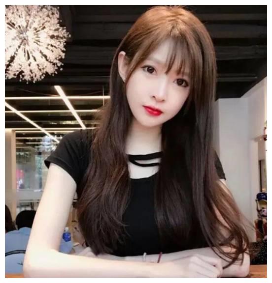 这样接二连三的事端,也让王羽杉的人气受到了极大程度的影响,与以前刚