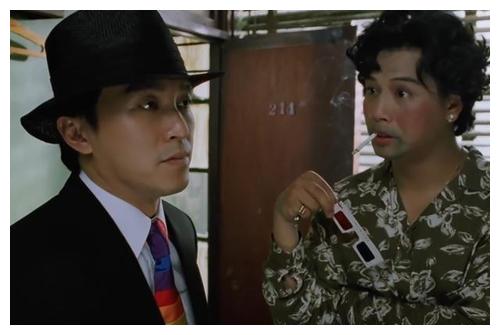 比如在《国产凌凌漆》中饰演丽晶大宾馆的老板娘;在《大内密探零零发