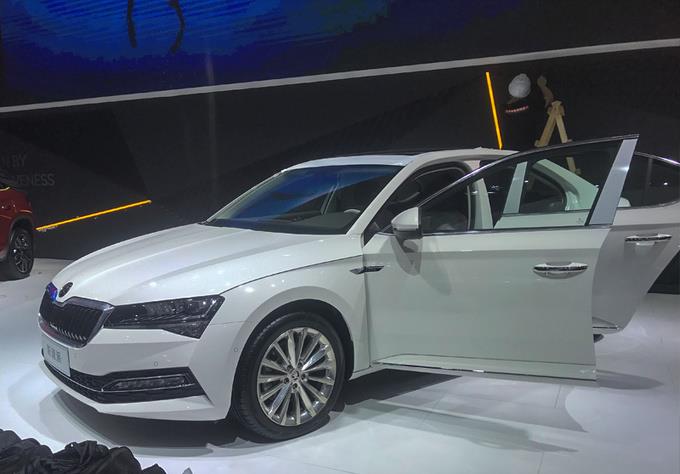 2020广州车展探馆:新款斯柯达速派亮相 车机系统升级__财经头条