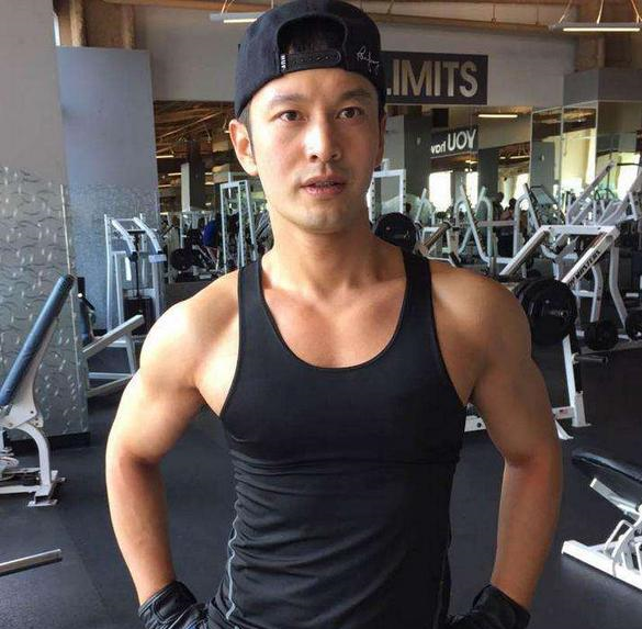 黄晓明减肥后帅成小鲜肉看清他的一日三餐网友宁愿胖着