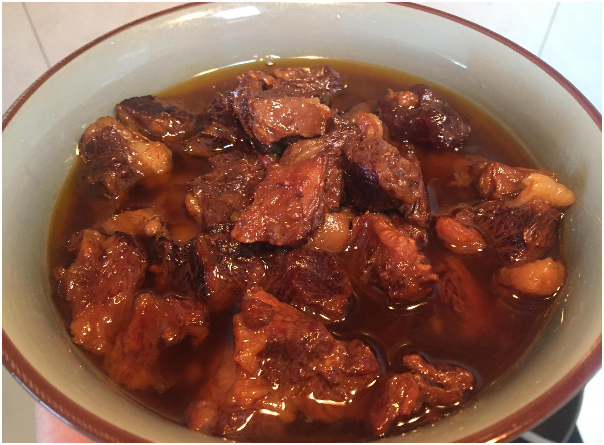 想要炖的牛肉美味炖的时候加上一点它牛肉软烂咸香超美味
