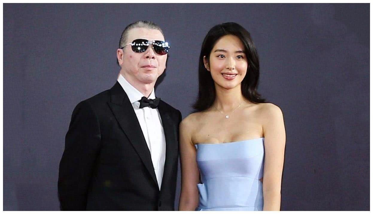 她和陈金飞,相差30岁的忘年恋争议不小|哪吒传奇|杨采钰|陈金飞_新浪