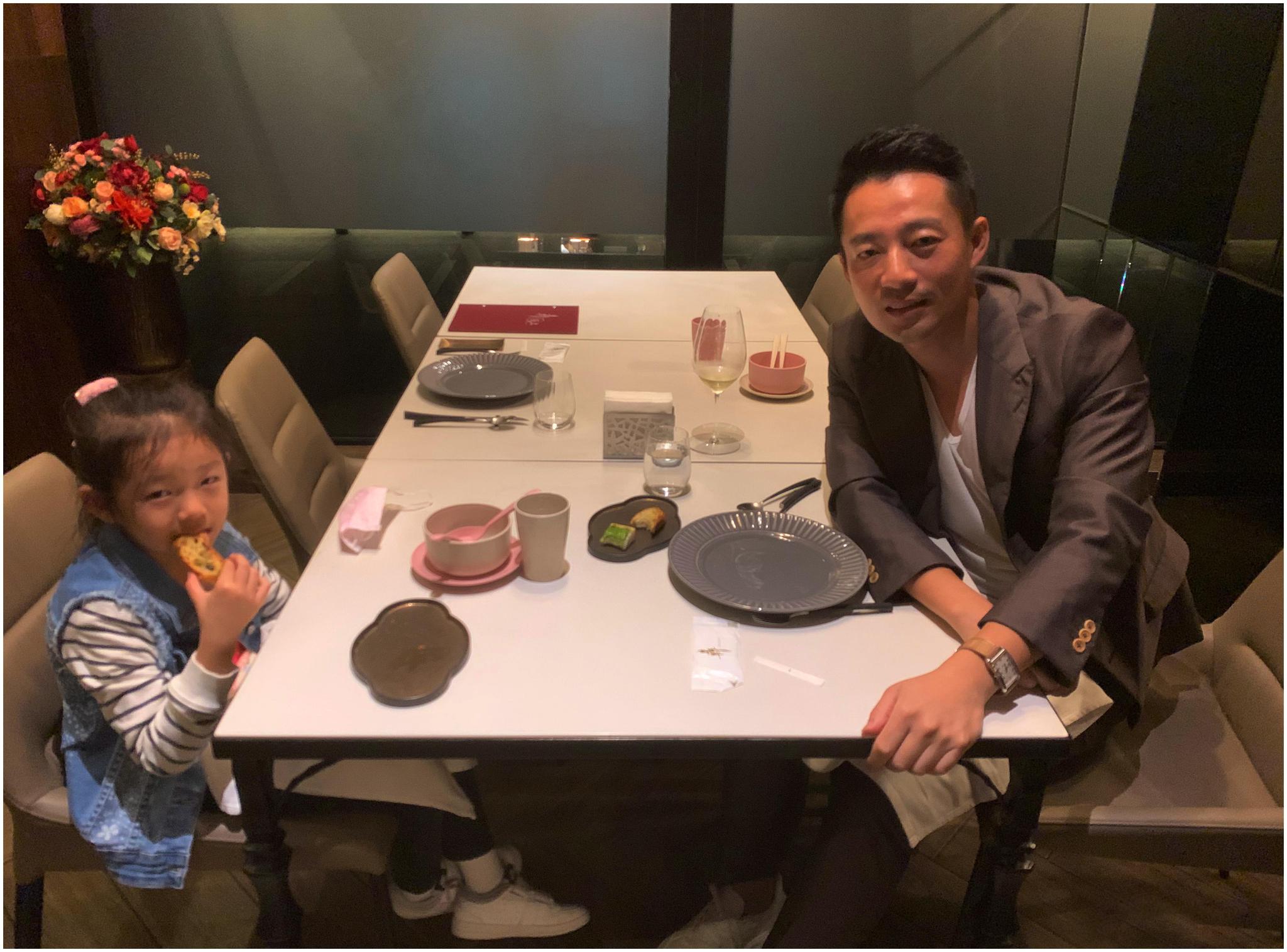 和汪希玥汪希箖一起过周末,汪小菲感慨带孩子太累,但很充实__财经头条