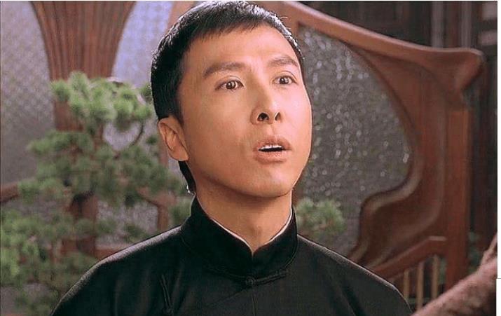 演了8年男主都没火,被拉去救场演了个男配,却意外成经典之作