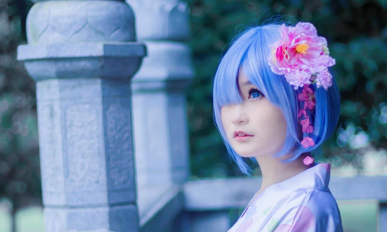 可爱清冷的浴衣雷姆cos,浅浅的笑容,小魅力尽显