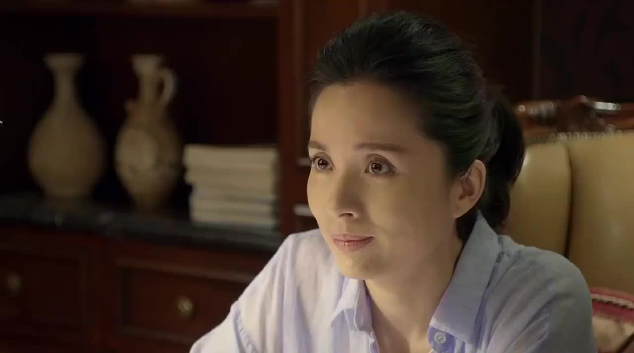 虎妈猫爸唐琳跟罗素在一起吃饭的时候提到了他跟毕胜男