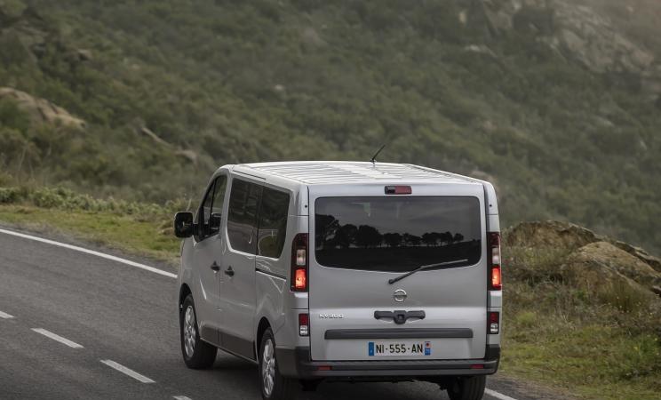 新款日产nv300发布工具车属性更强丧失家用吸引力