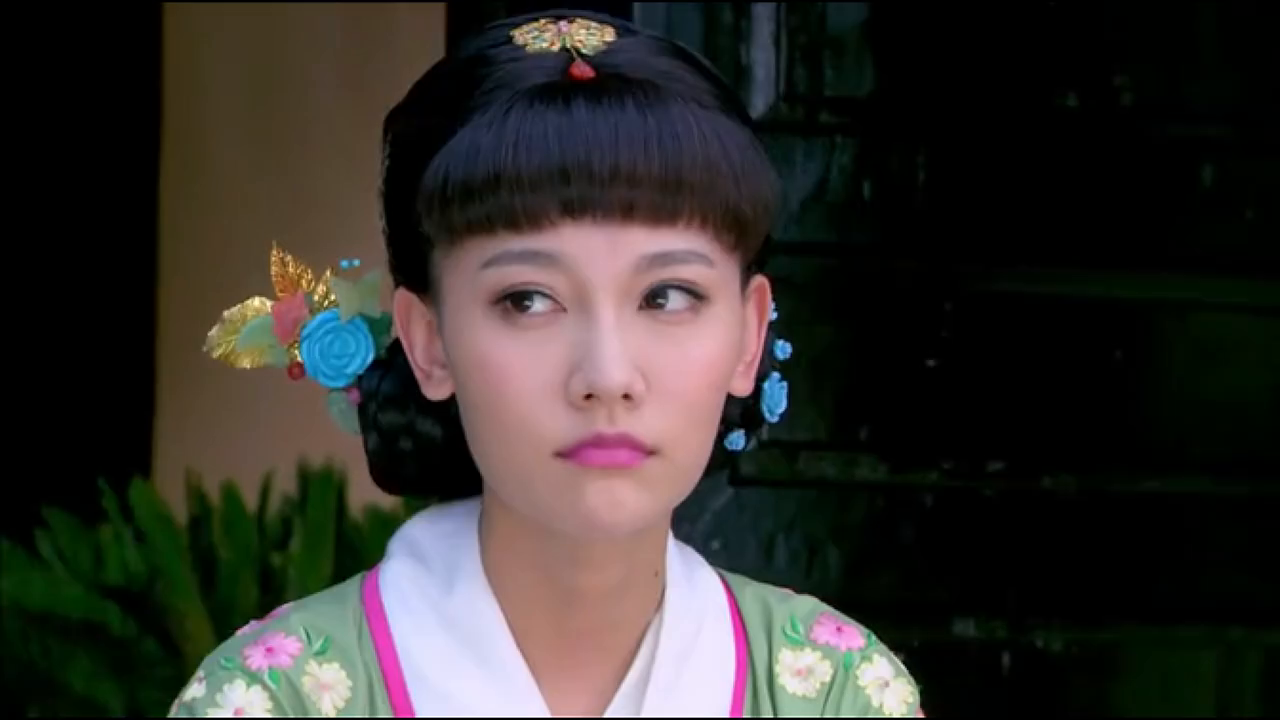 济公来找秀婷,两人决定找驭夫环,秀婷找大婶们帮忙