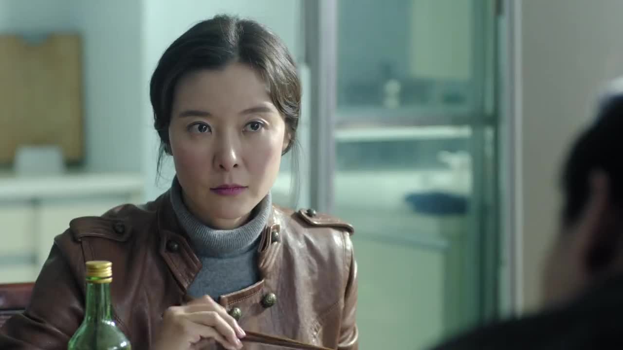 人民的名义:侯亮平想不明白丁义珍怎么逃走的,陆亦可实力护犊子