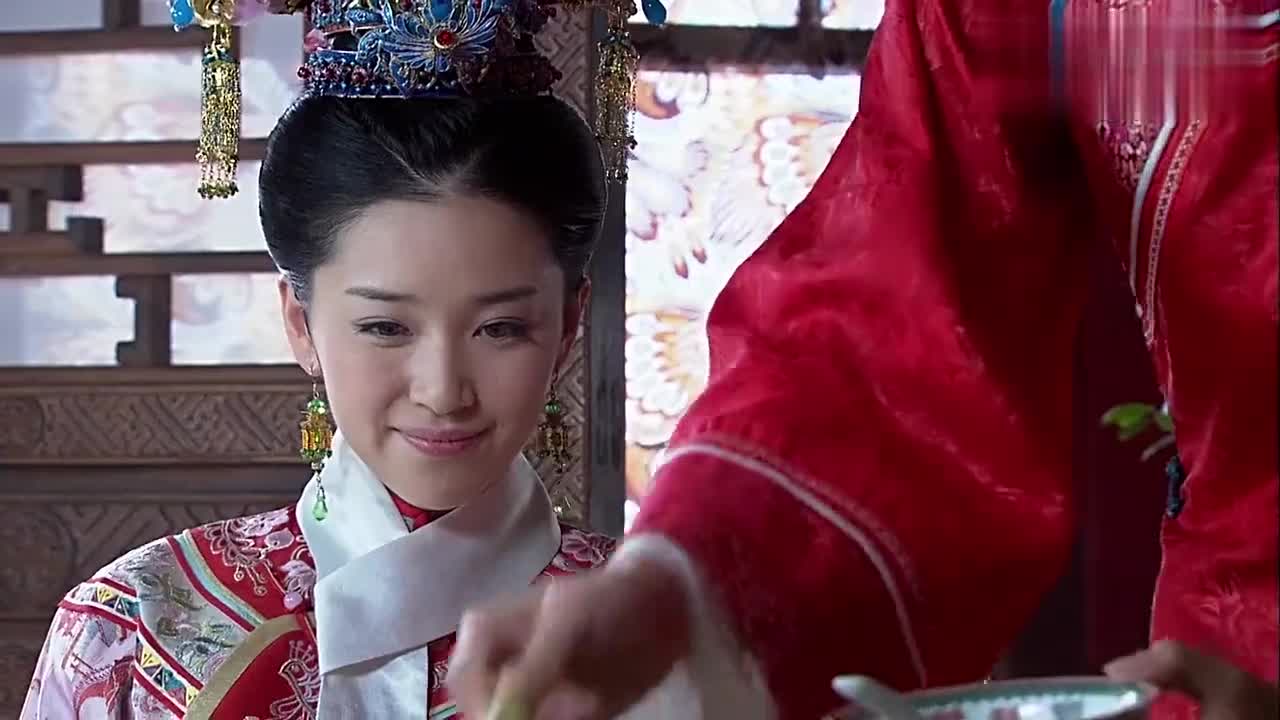 欣荣吃东西想吐太医一诊脉竟是有喜了这下可把永琪高兴坏了