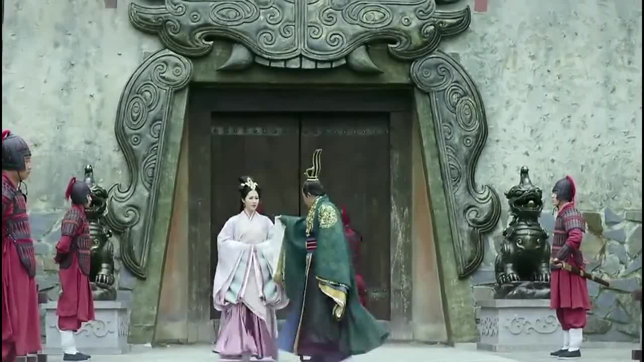 思美人:碧霞请求父亲代替屈原求情,无果