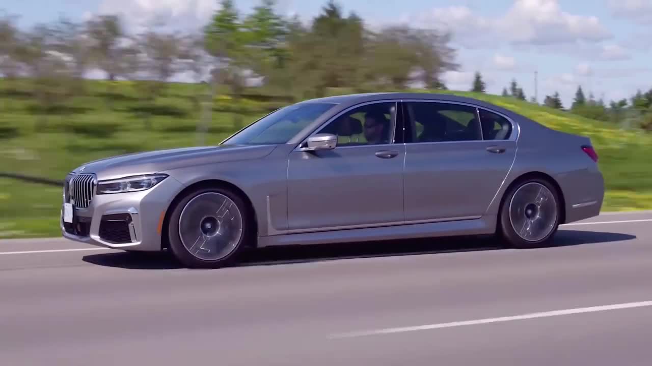 冰河银配色宝马7系这颜值能不能吊打s级