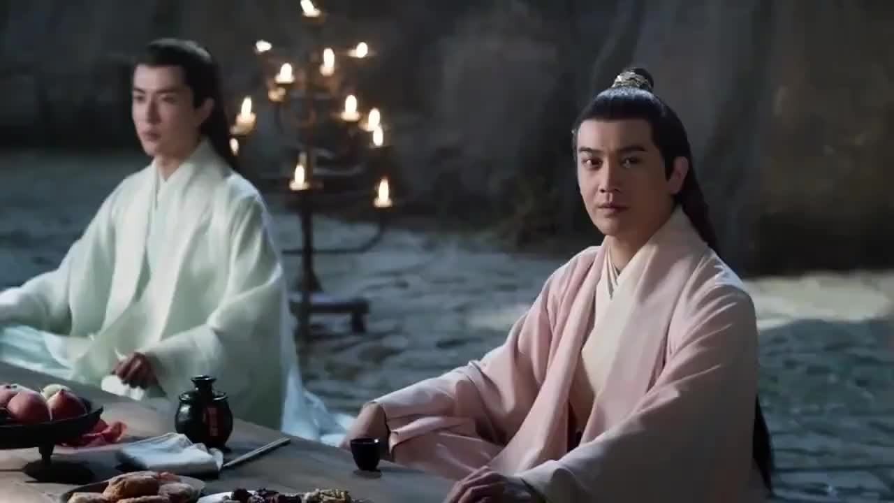 三生三世十里桃花离境听到墨渊上神回来了脸上没有半点喜色