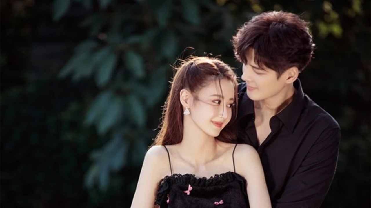 郭品超高清婚纱照首曝光与小19岁女友甜蜜对视小甜剧既视感