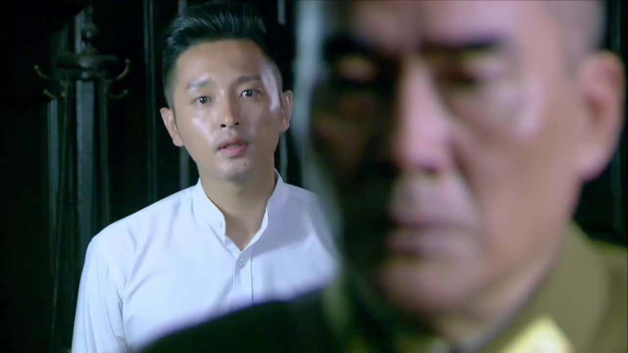 狐影肖越油盐不进雷震劝的很心累