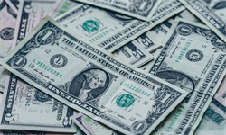 字节迎来取消大小周后首个发薪日，员工炸锅，薪资下降17%休闲区蓝鸢梦想 - Www.slyday.coM