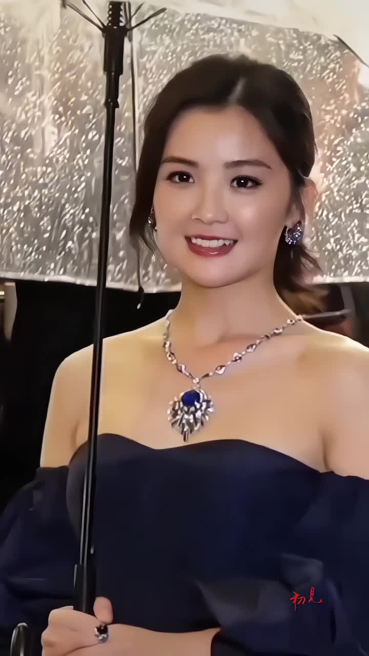 蔡卓妍，实力影后的成长路，曾与郑中基是大家心中的完美一对