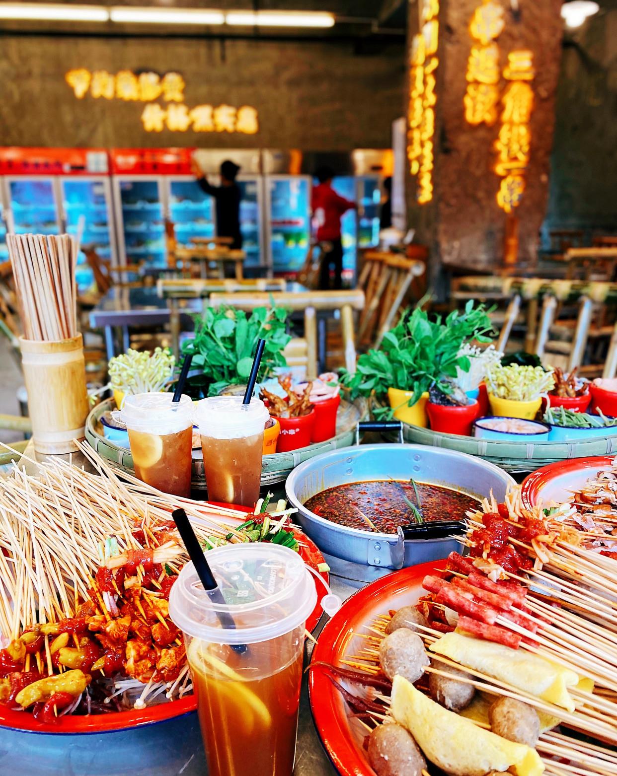 地摊串串开创者,3毛一串要怎么?