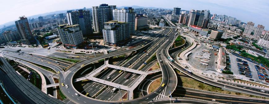 重庆的交通运输是一个复杂的网络,包括水,陆,空.